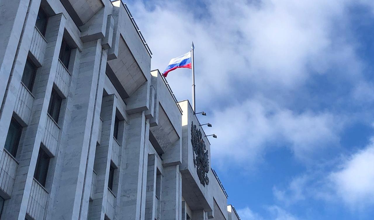 Губернатор Самарской области Дмитрий Азаров прокомментировал поправки в Конституцию РФ Губернатор Самарской области Дмитрий Азаров прокомментировал поправки в Конституцию РФ