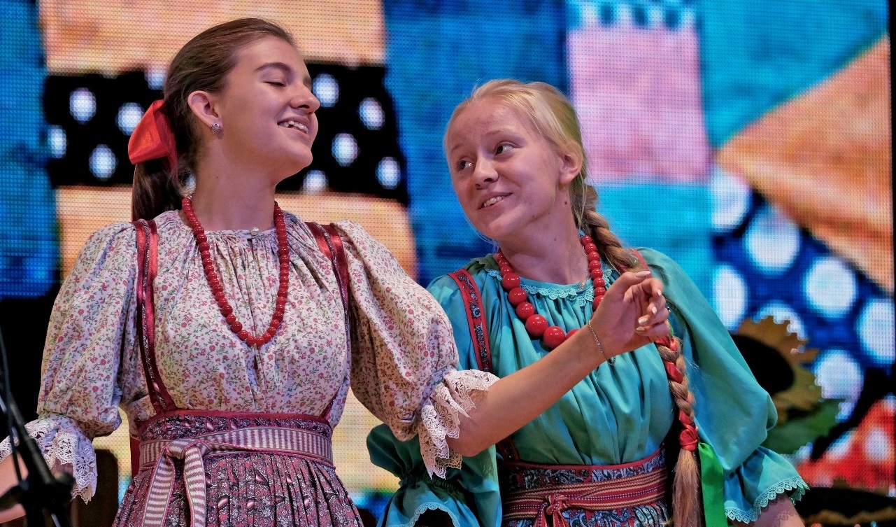 Приглашает Российская детская фольклорная Ассамблея