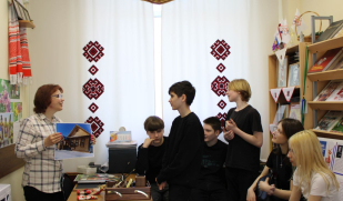 Киберы в деле: как школьники из Кинеля открыли для себя медиа и традиции народов России