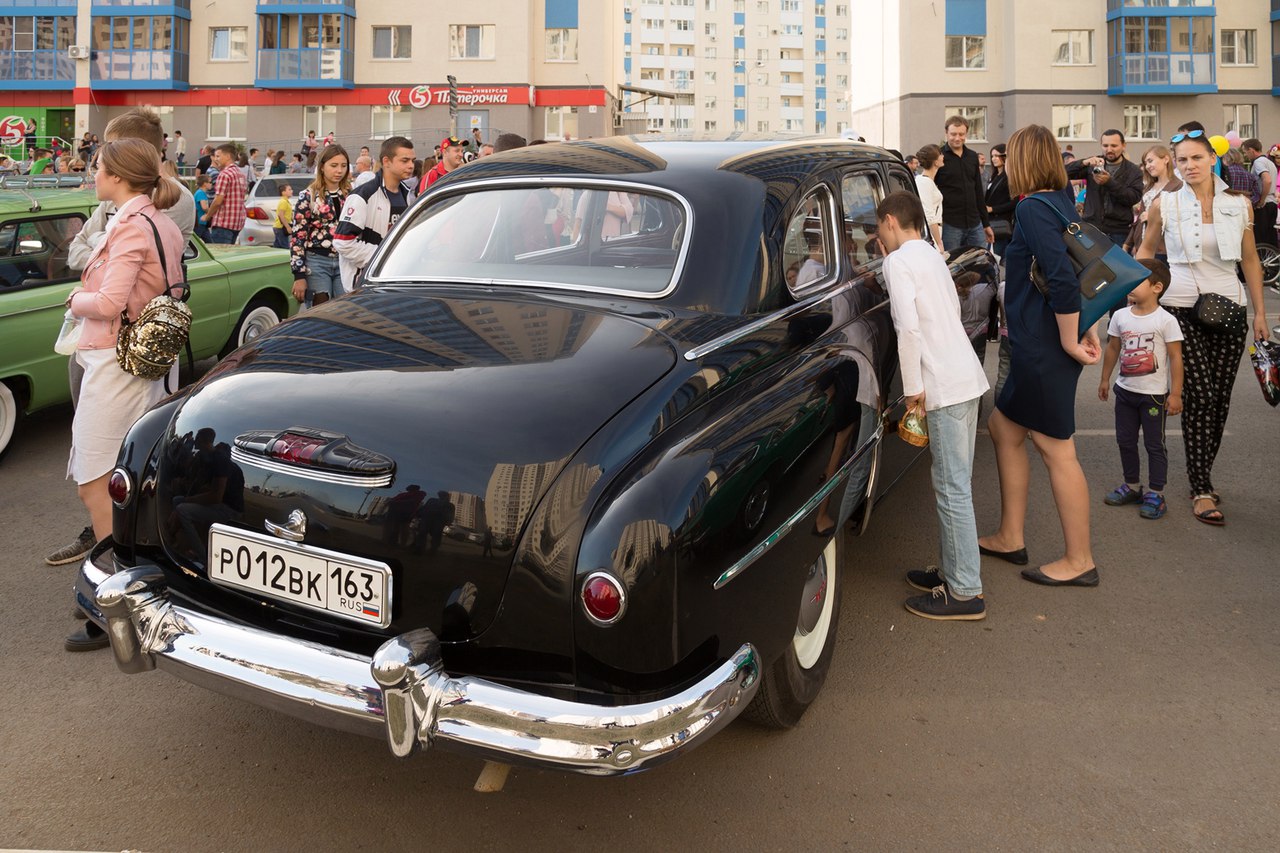 На Дне дружбы народов в Самаре молодежь знакомилась с историей отечественного автопрома