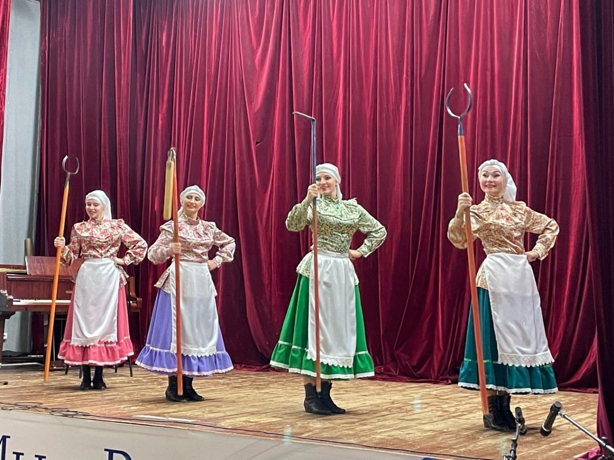 Конкурсы самара апрель. Гала концерт. Концерт Самара. Родники земли Самарской конкурс. Фестиваль Родники 2021
