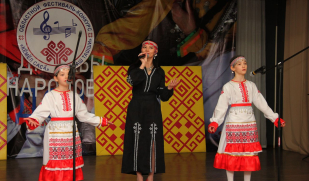 «Серебряные голоса»: как прошёл чувашский фестиваль «Кемел саса» 