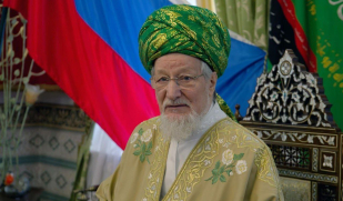 Верховный муфтий России призвал не совершать коллективные намазы в общественных местах Верховный муфтий России призвал не совершать коллективные намазы в общественных местах