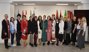 Сохраняя традиции: делегация Самарской области приняла участие в форуме «Ритмы и краски Финно-Угрии – 2026»