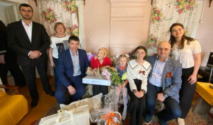 В год 81-й годовщины Победы и Год единства народов России Дом дружбы народов Самарской области продолжает акцию «В гости к ветерану» В год 81-й годовщины Победы и Год единства народов России Дом дружбы народов Самарской области продолжает акцию «В гости к ветерану»