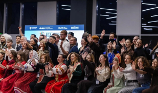 «Код-единство»: самарская молодёжь учится единству на федеральном интенсиве в Москве