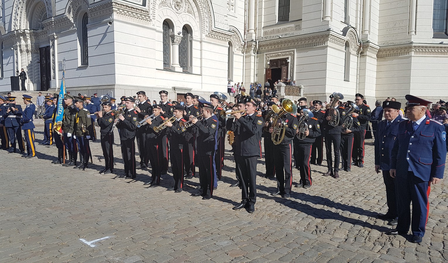 Сызранский кадетский оркестр  выступил  на Дону с концертом 