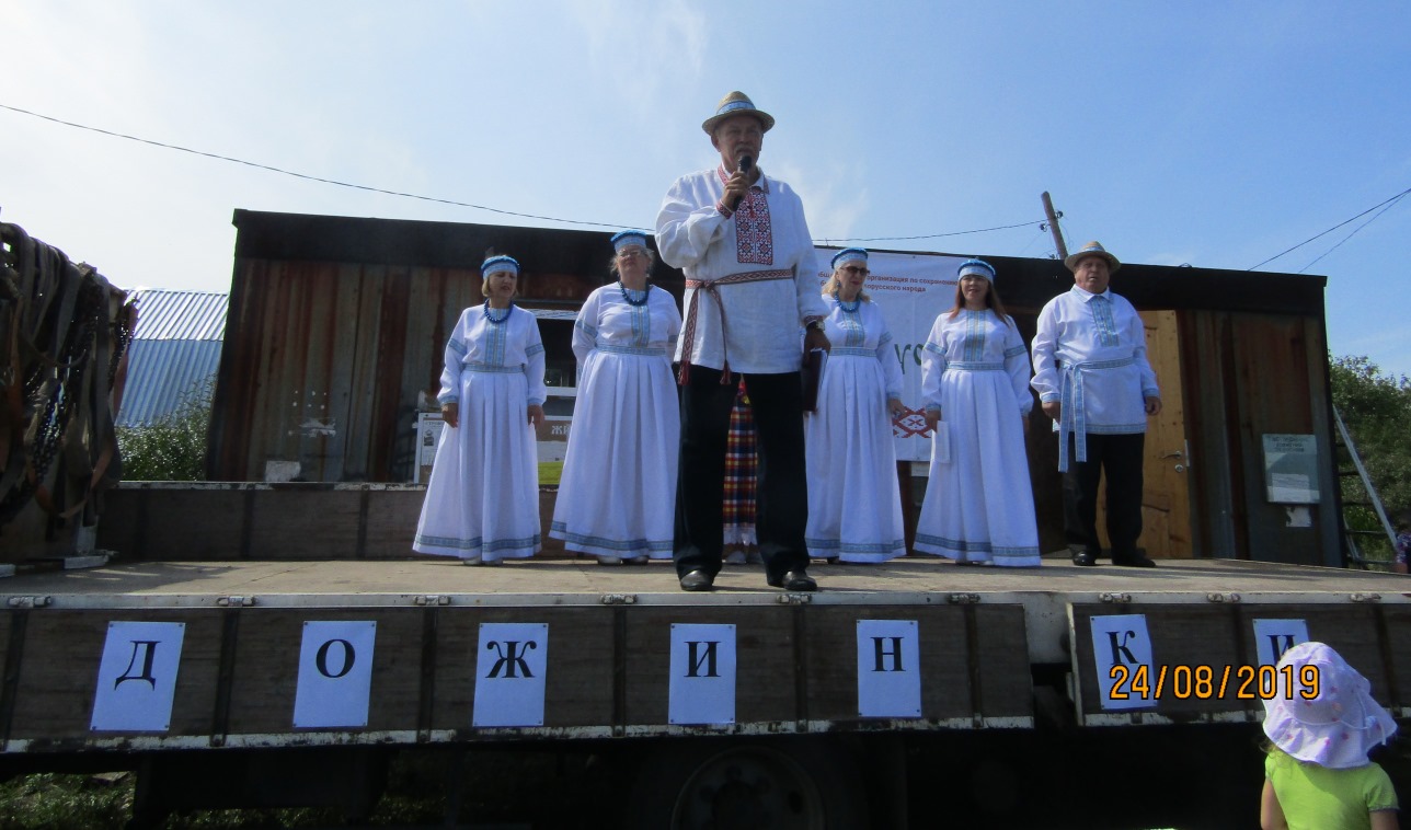 Жители Красноармейского района познакомились с белорусским праздником «Дожинки» 