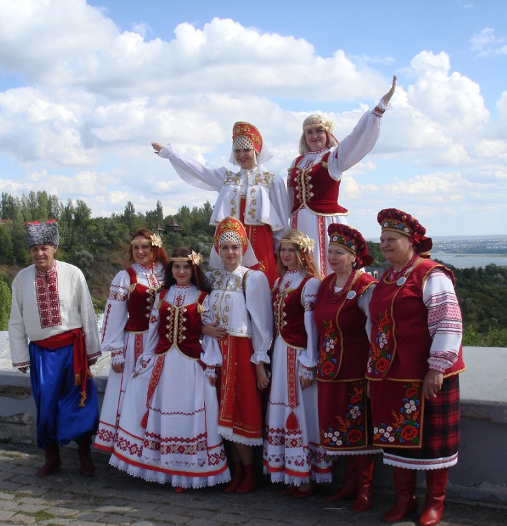 Русские, украинские и белорусские песни прозвучат на фестивале «Русская березка» в Кинель-Черкассах Русские, украинские и белорусские песни прозвучат на фестивале «Русская березка» в Кинель-Черкассах