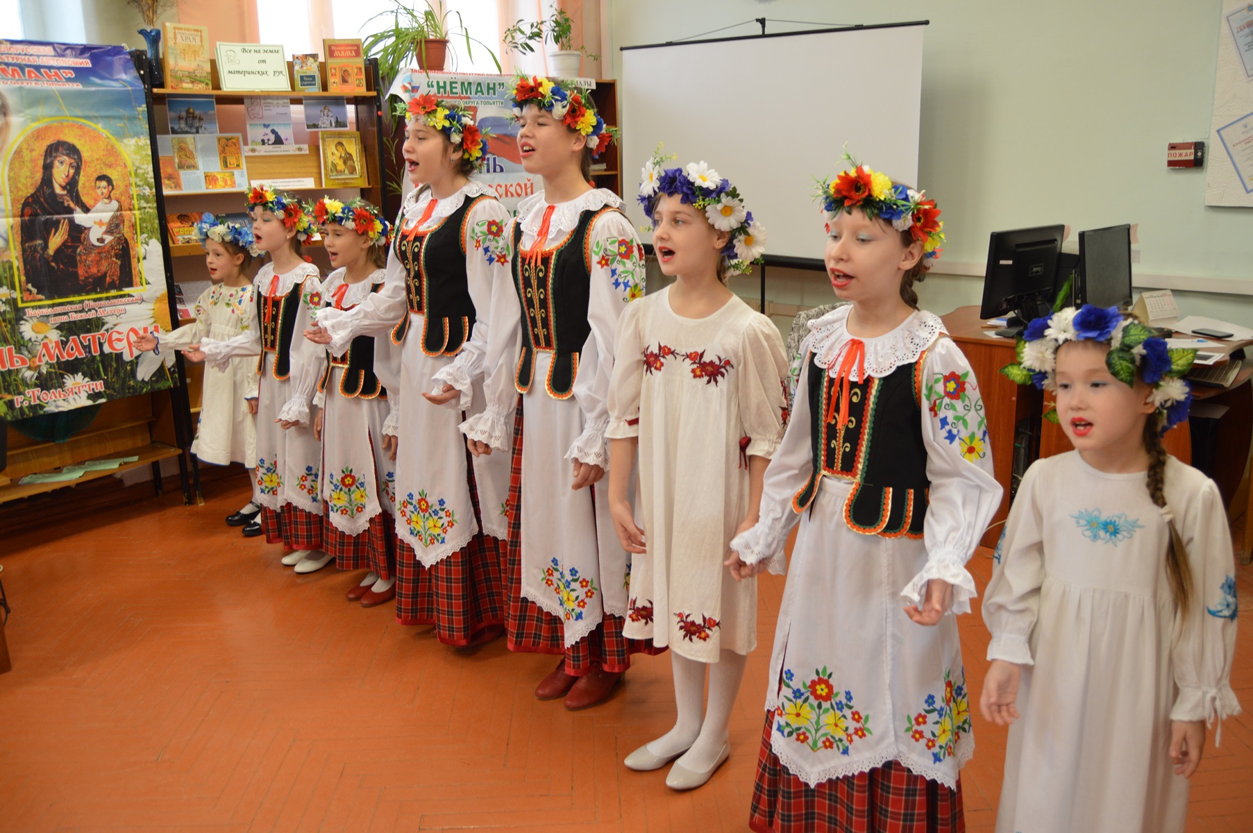 «Главное слово на любом языке»: в Тольятти для мам звучали белорусские песни