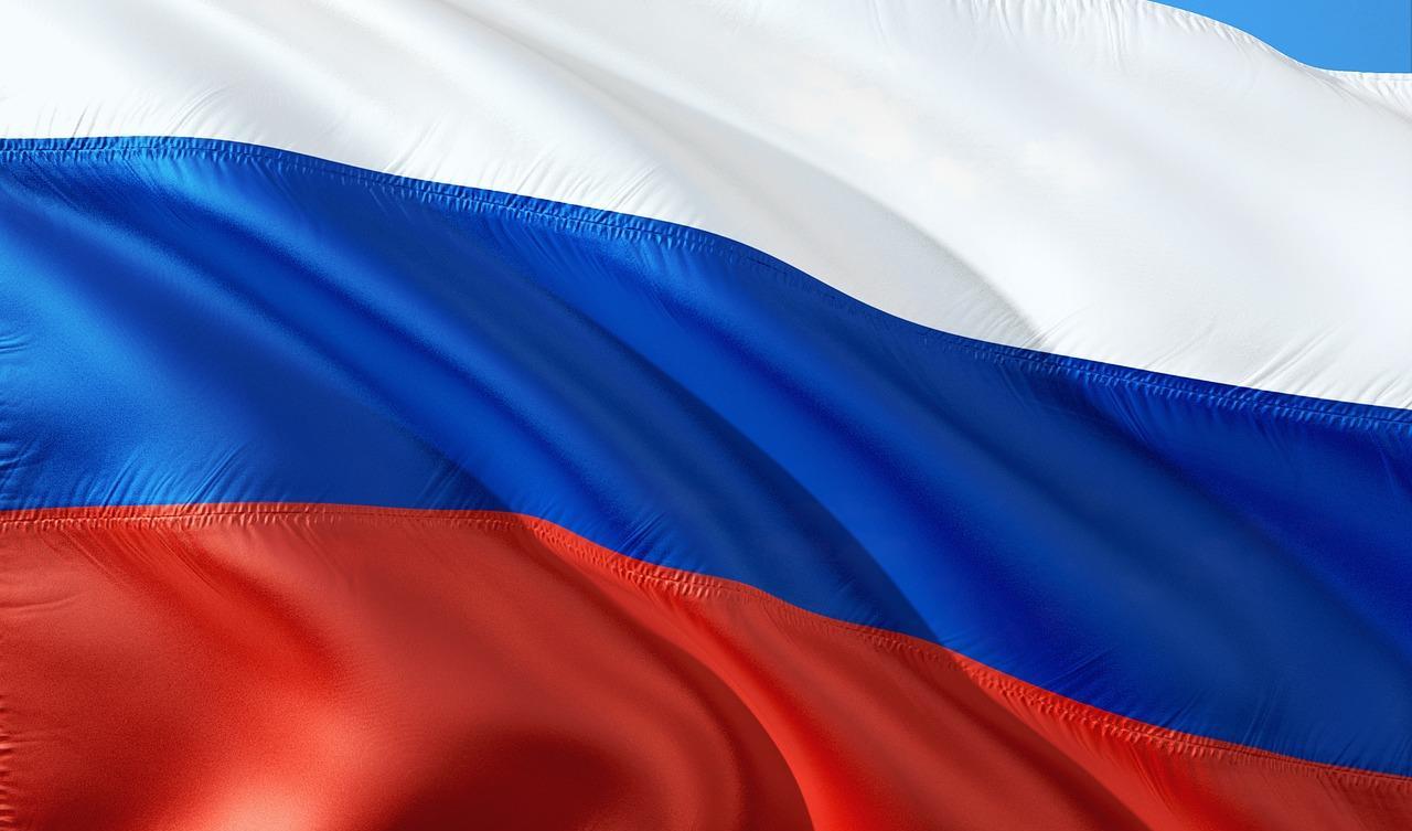 В День флага в Самаре развернут километровый триколор В День флага в Самаре развернут километровый триколор