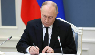 Владимир Путин поручил МВД России создать электронный реестр въезжающих в Россию иностранцев