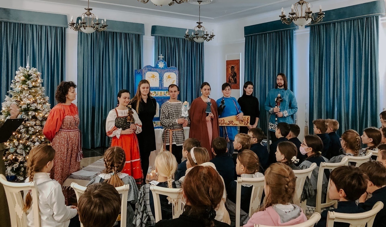 В Филармонии Поволжского православного института состоялся премьерный показ вертепного действа В Филармонии Поволжского православного института состоялся премьерный показ вертепного действа