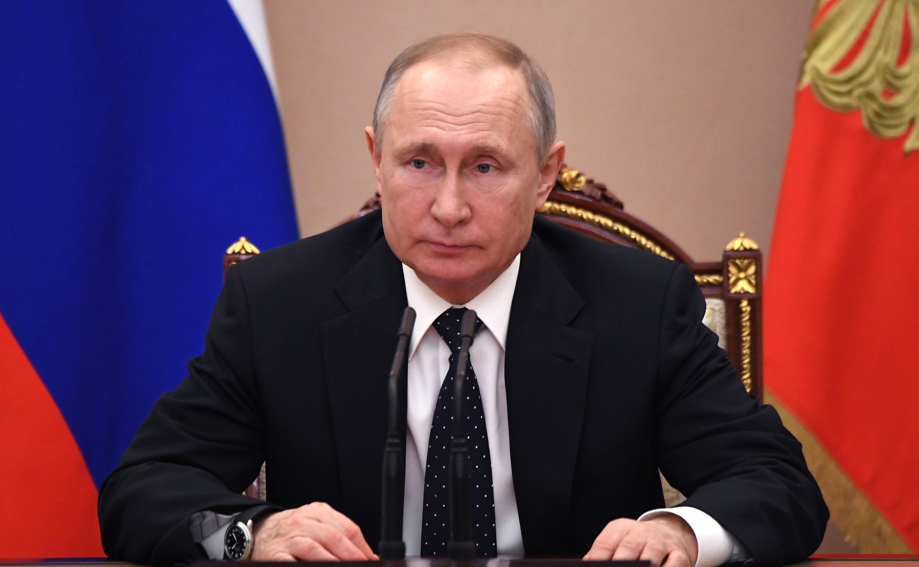 Владимир Путин: «В России вопросы воспитания детей, укрепления семейных ценностей – в числе ключевых общенациональных приоритетов» Владимир Путин: «В России вопросы воспитания детей, укрепления семейных ценностей – в числе ключевых общенациональных приоритетов»