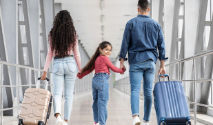 Важное изменение для выезда детей за границу: с 20 января потребуется загранпаспорт