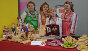 «Все вместе»: праздник межнациональной дружбы и народного единства в Тольятти «Все вместе»: праздник межнациональной дружбы и народного единства в Тольятти