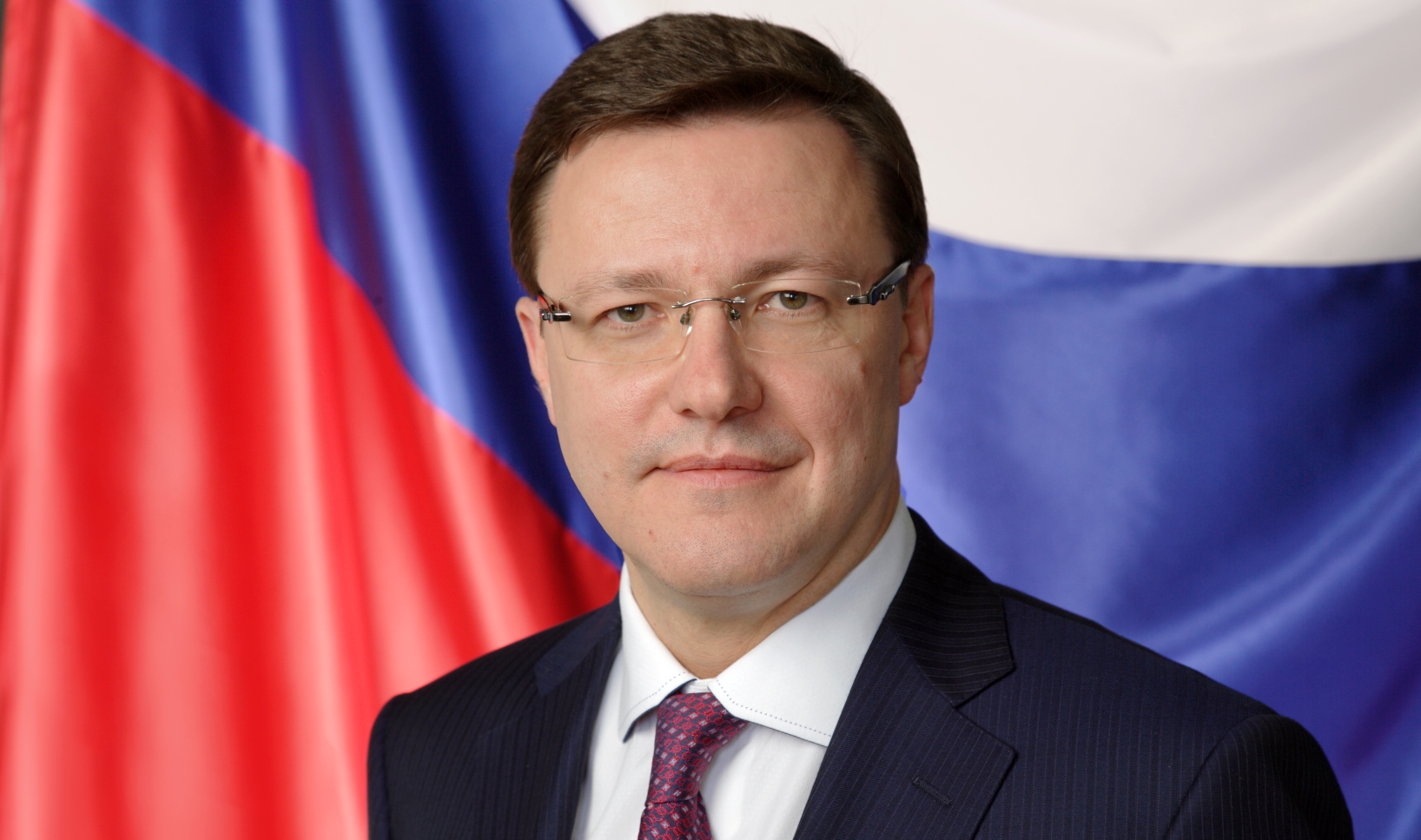 Дмитрий Азаров: «День России дает нам почувствовать неразрывность исторического пути нашей страны, ее единство и неделимость»