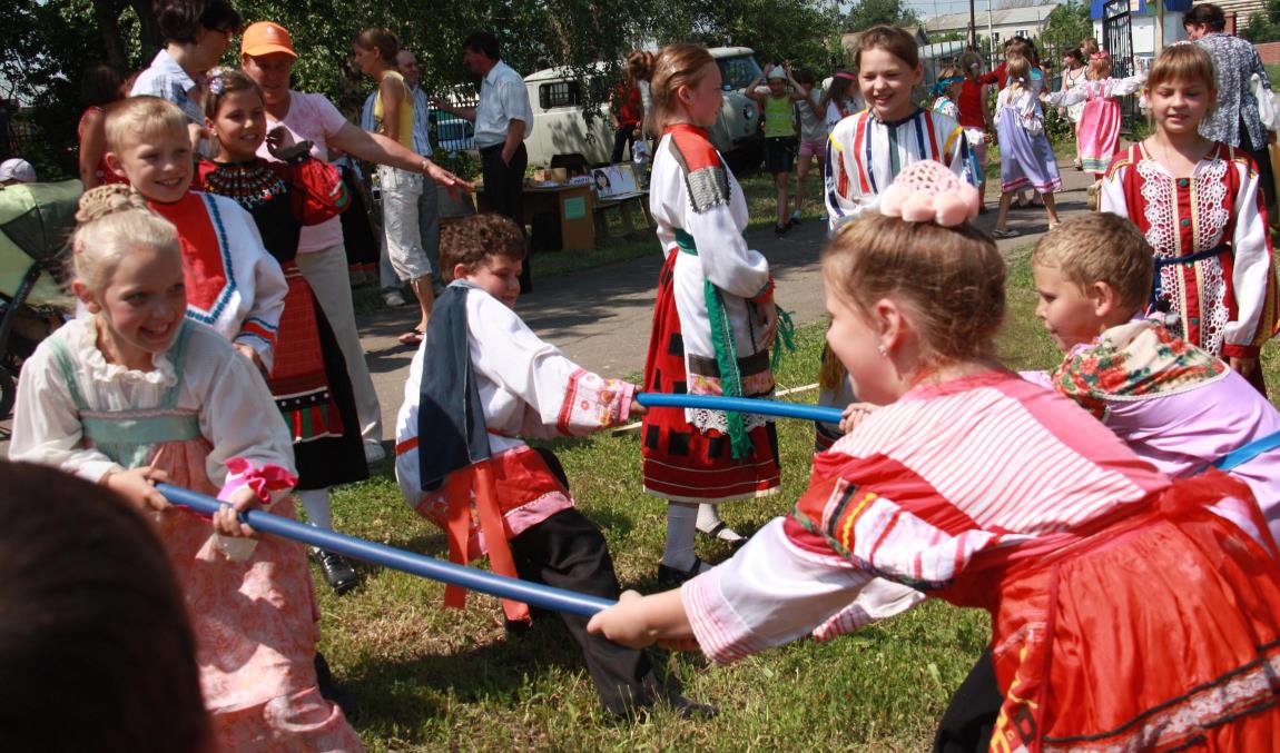 В Дубовом Умёте пройдет XII межмуниципальный игровой этнографический фестиваль «Волжские забавы»