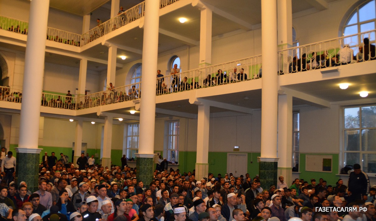 Самара многолюдно отметила Курбан-байрам Самара многолюдно отметила Курбан-байрам