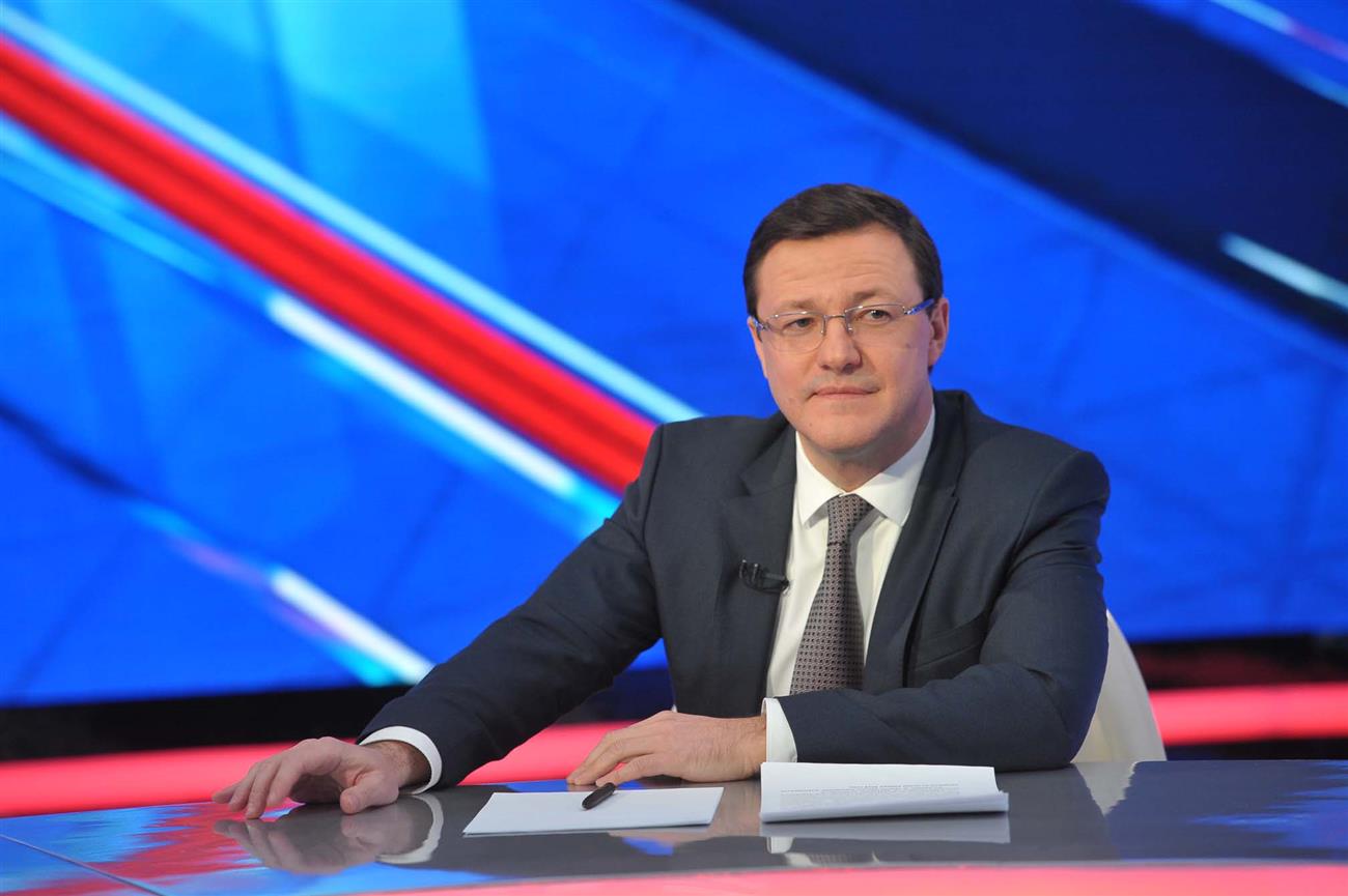 Дмитрий Азаров: «Вы сохраняете многовековое историческое наследие, передаете из поколения в поколения систему ценностей и нравственных ориентиров» Дмитрий Азаров: «Вы сохраняете многовековое историческое наследие, передаете из поколения в поколения систему ценностей и нравственных ориентиров»