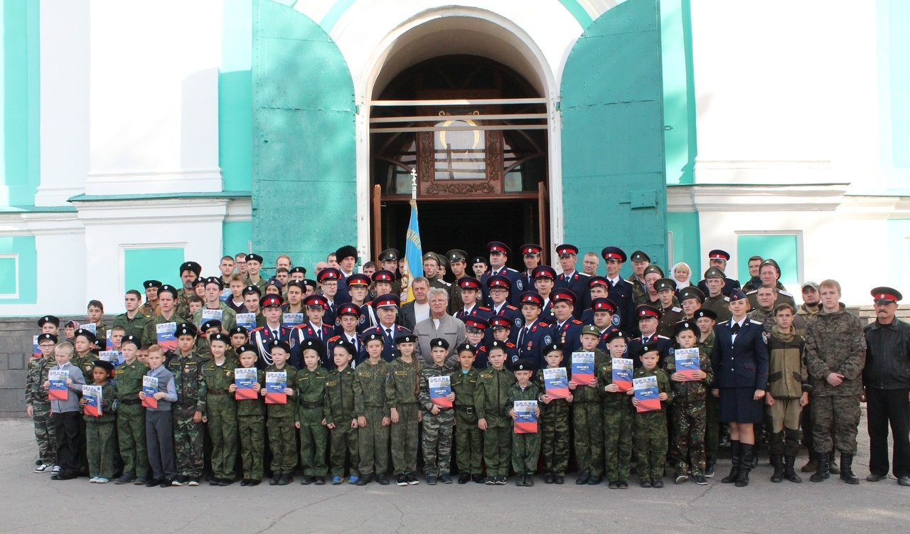 В главном соборе Сызрани казаки и кадеты приняли присягу