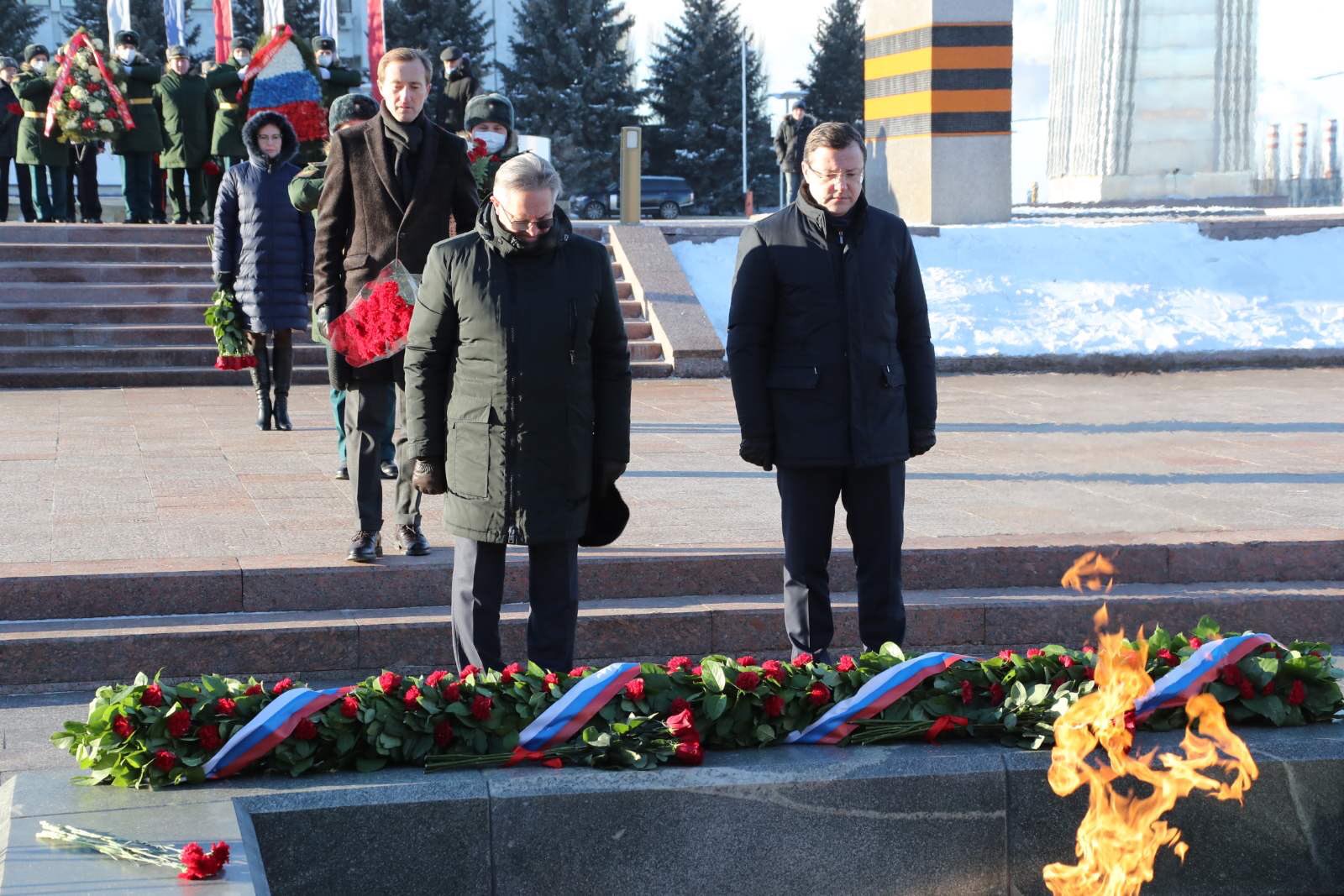 Самара вечный огонь площадь славы