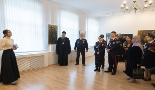 Память, ставшая опорой: кадеты Самарского казачьего кадетского корпуса на выставке «Луганцы. Двенадцать лет войны» Память, ставшая опорой: кадеты Самарского казачьего кадетского корпуса на выставке «Луганцы. Двенадцать лет войны»