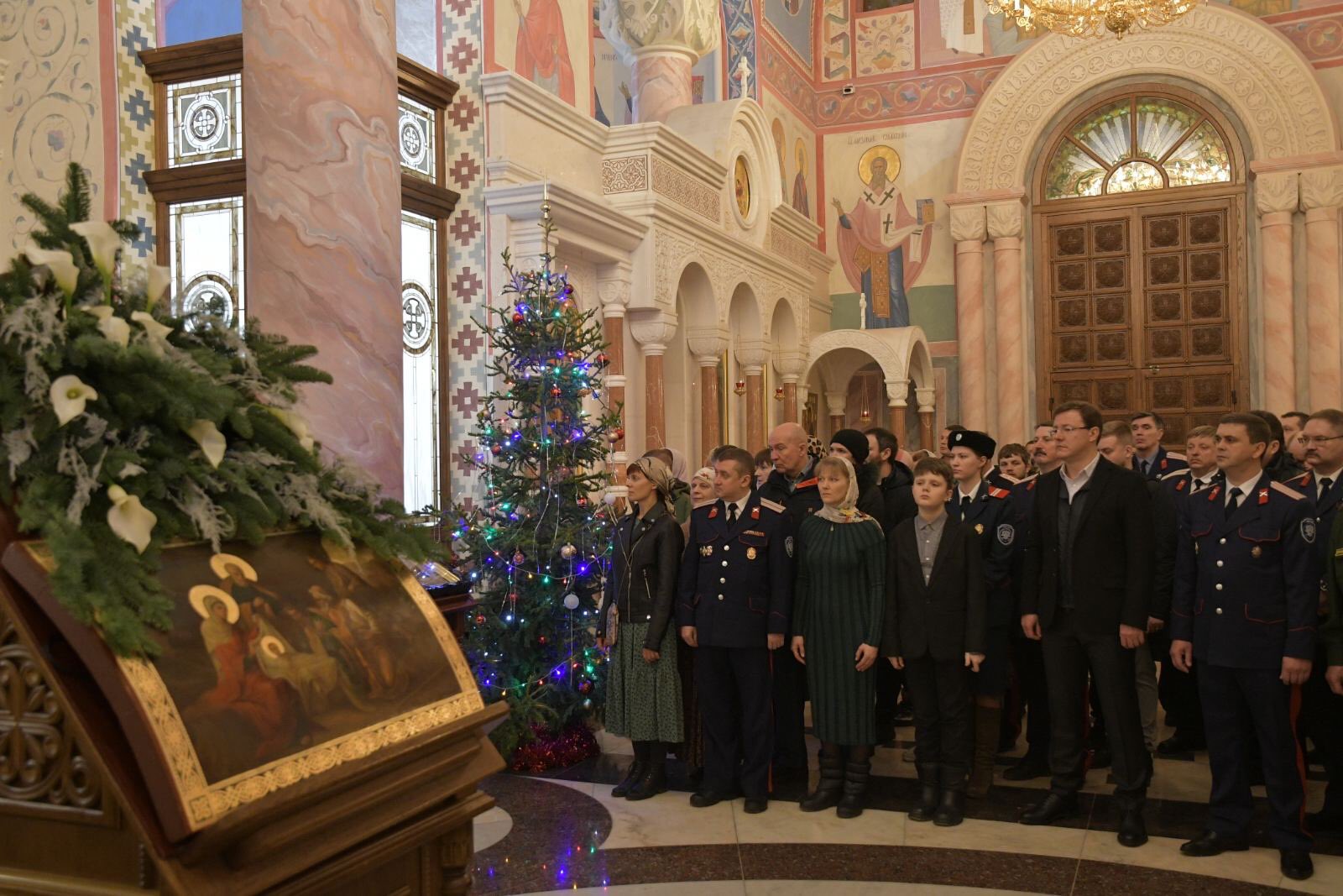 Поздравление Губернатора Самарской области Д.И.Азарова с праздником Рождества Христова Поздравление Губернатора Самарской области Д.И.Азарова с праздником Рождества Христова