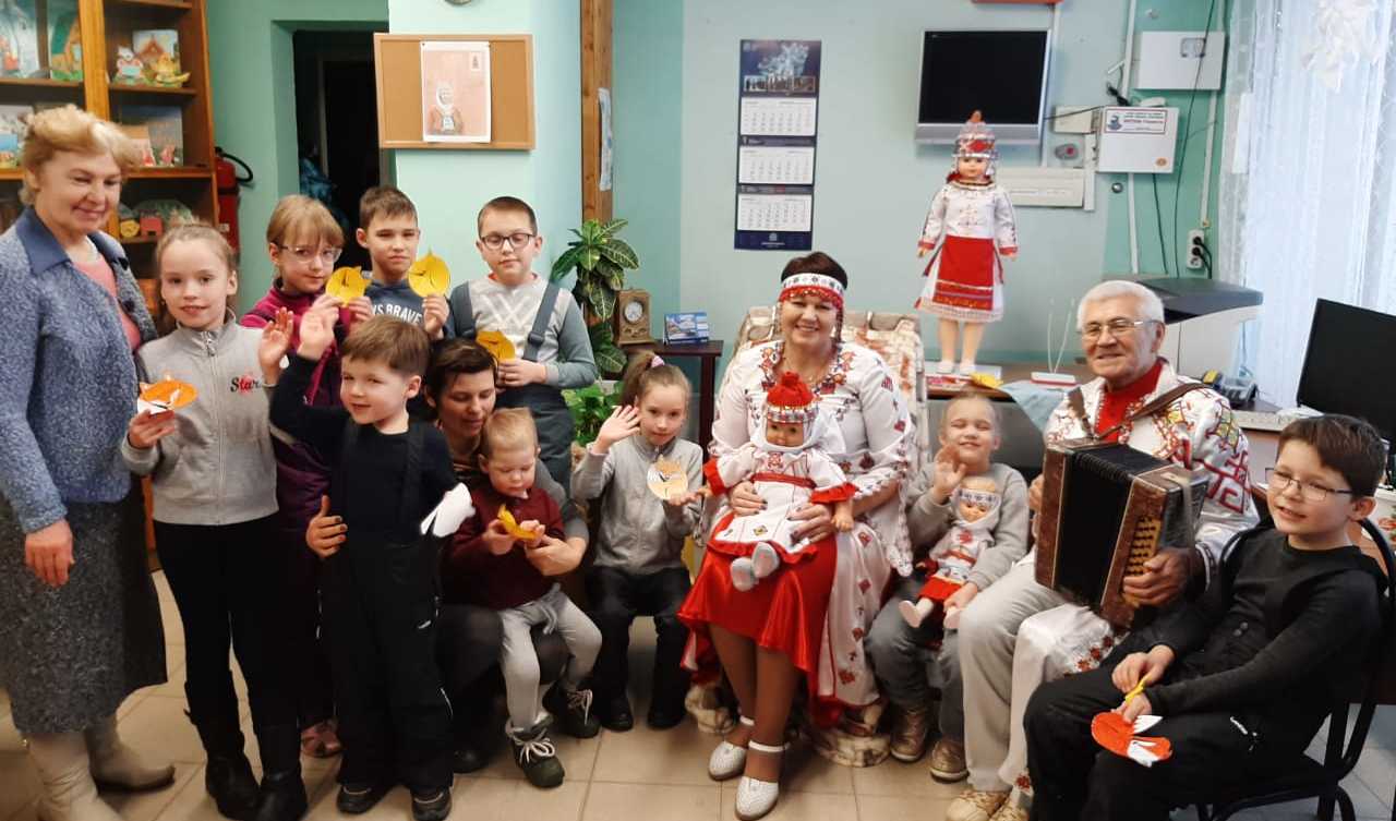 Школьников Тольятти познакомили с чувашской культурой