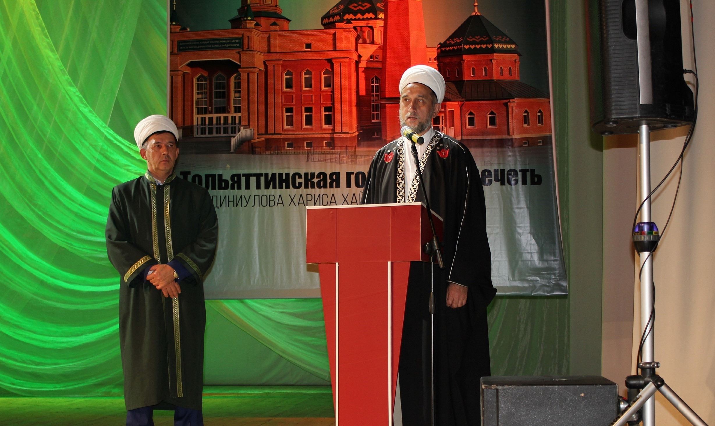 С юбилеем Тольяттинской Соборной мечети мусульман поздравили представители разных конфессий