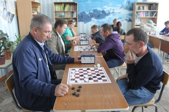 В Самарской области прошел командный турнир по шашкам