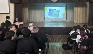 В самарской школе для детей мигрантов провели лекцию адаптационного курса 