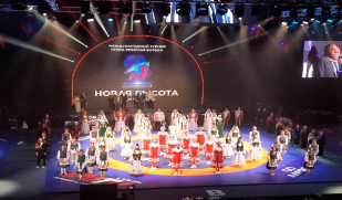 Юные артисты на спортивном празднике в Самаре