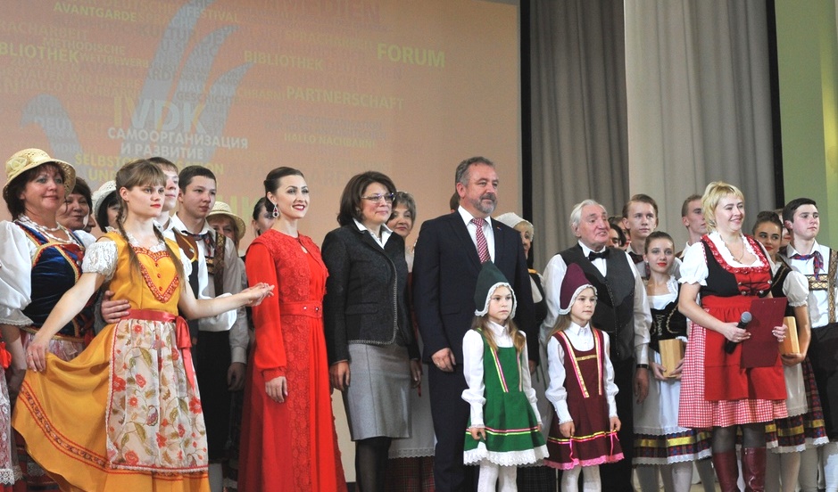 Самарские немцы приняли участие в юбилейном форуме на Алтае